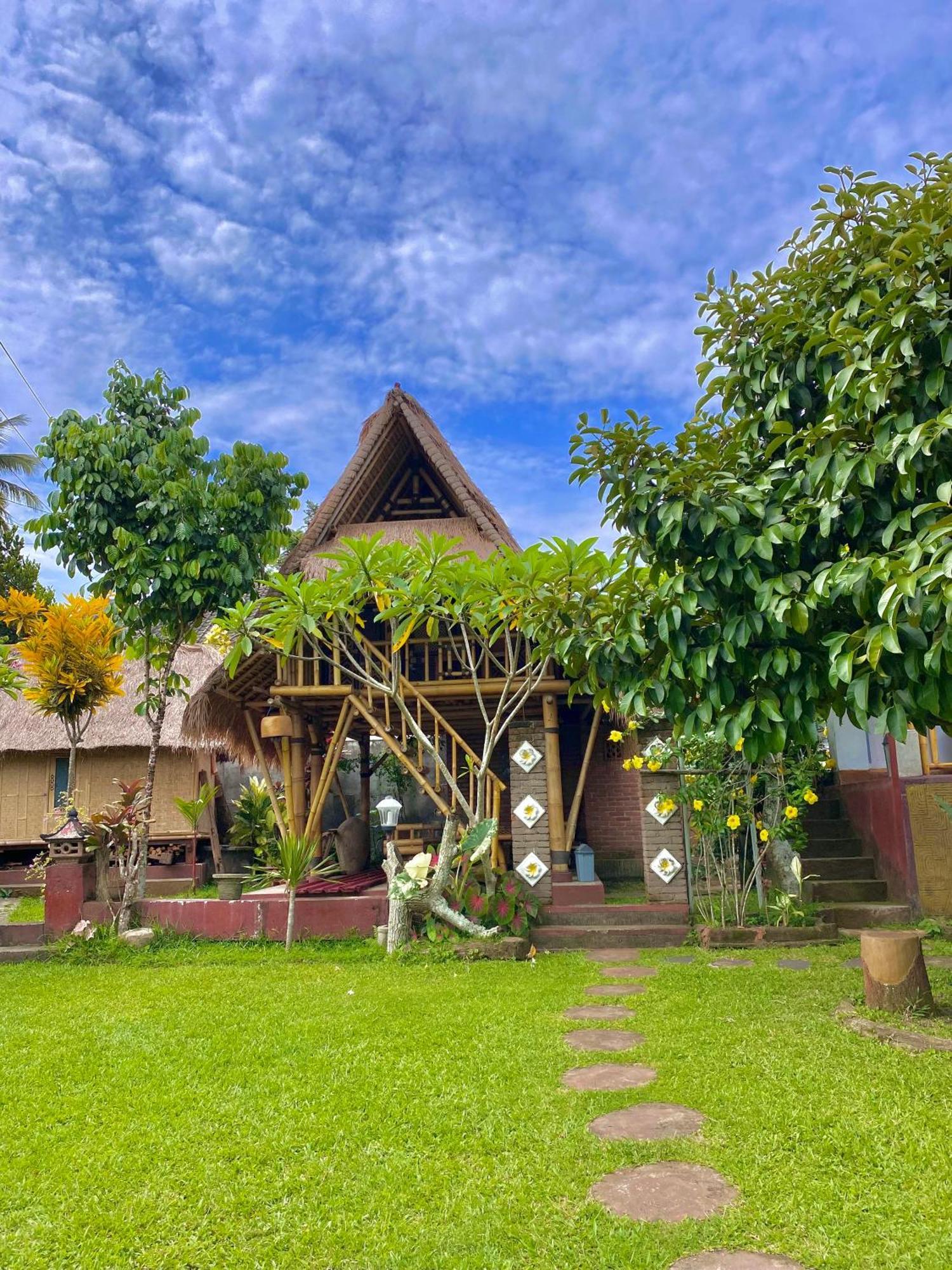 Bello Bungalow Batukliang エクステリア 写真
