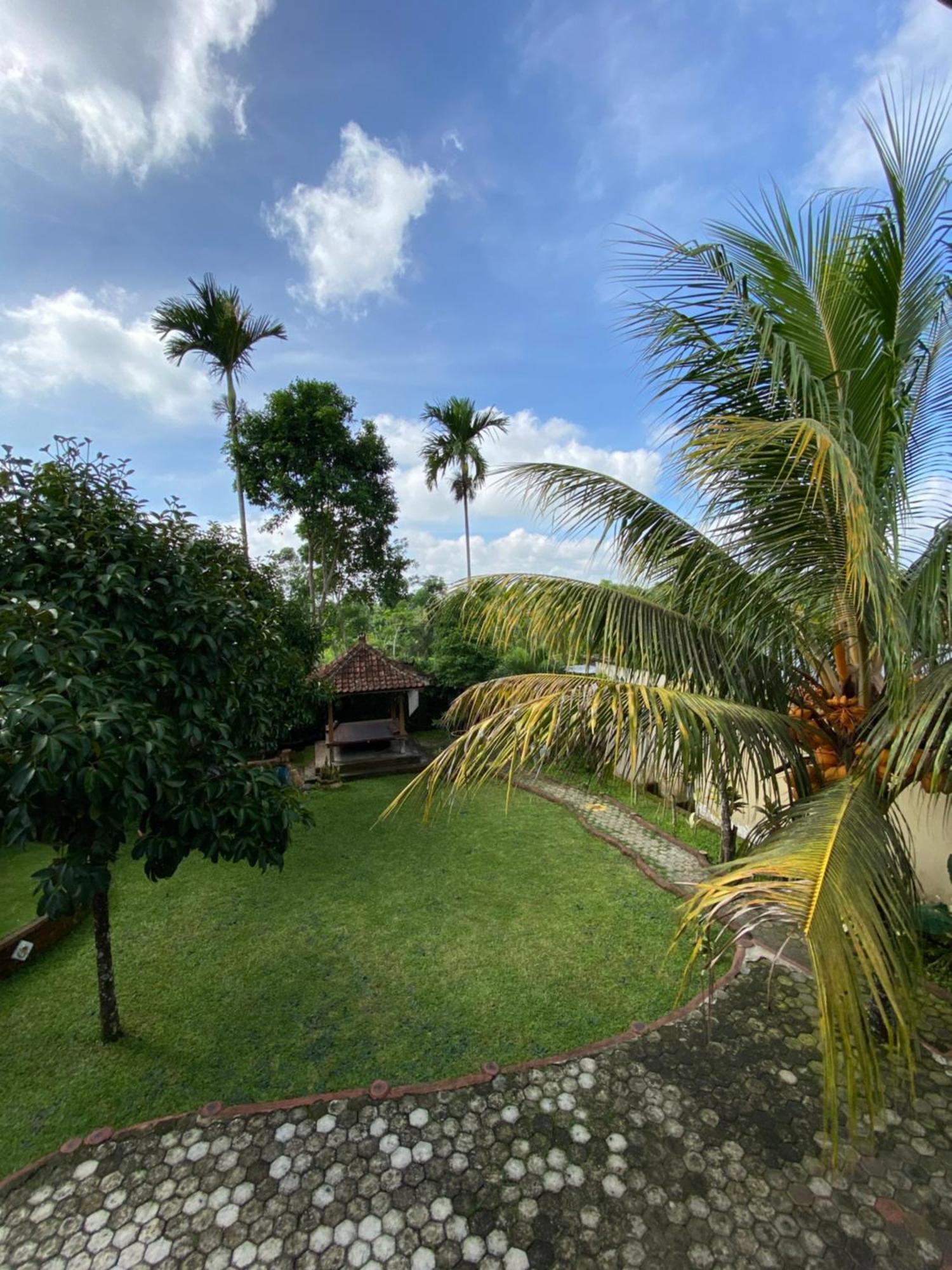 Bello Bungalow Batukliang エクステリア 写真