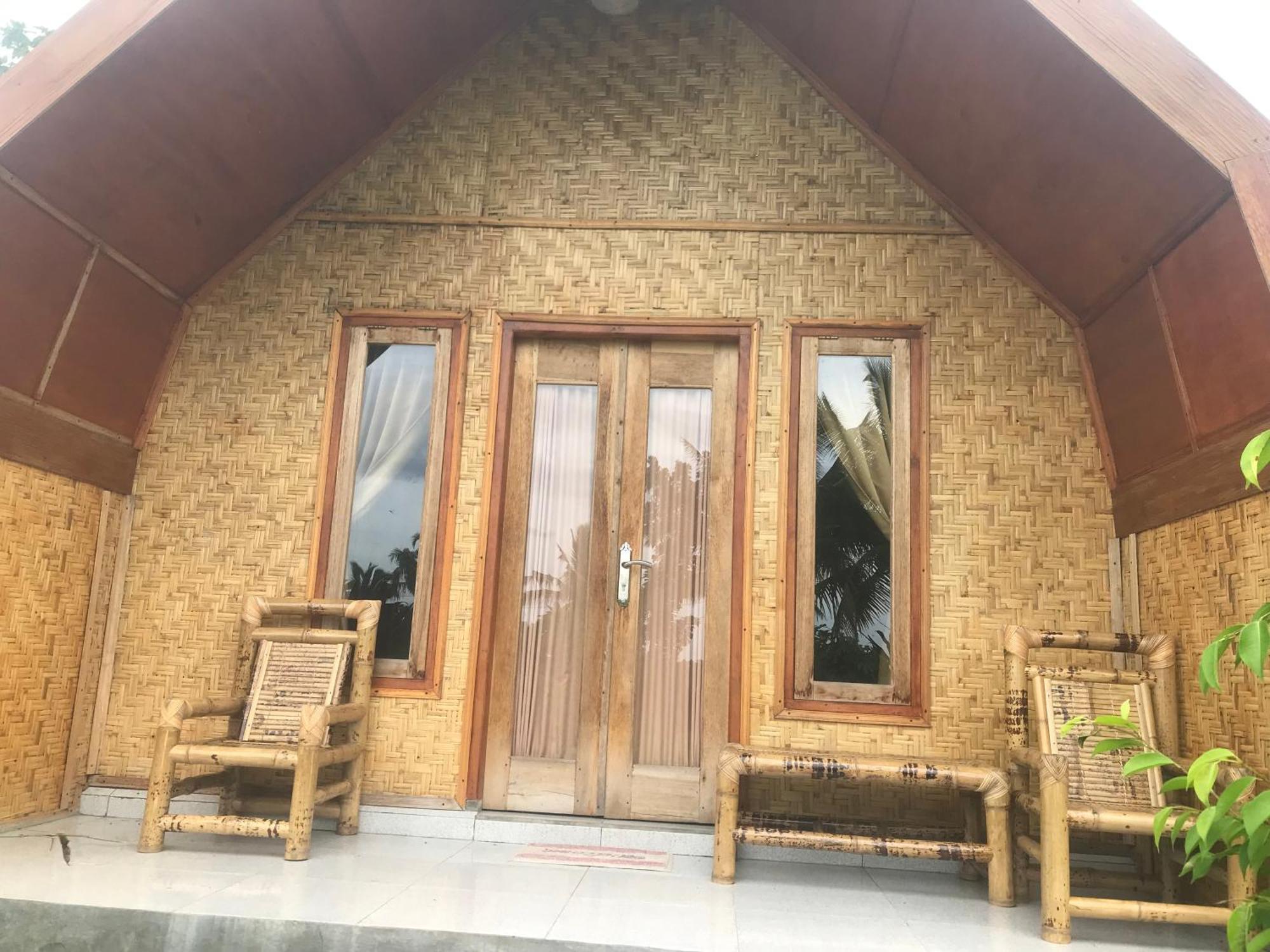 Bello Bungalow Batukliang エクステリア 写真