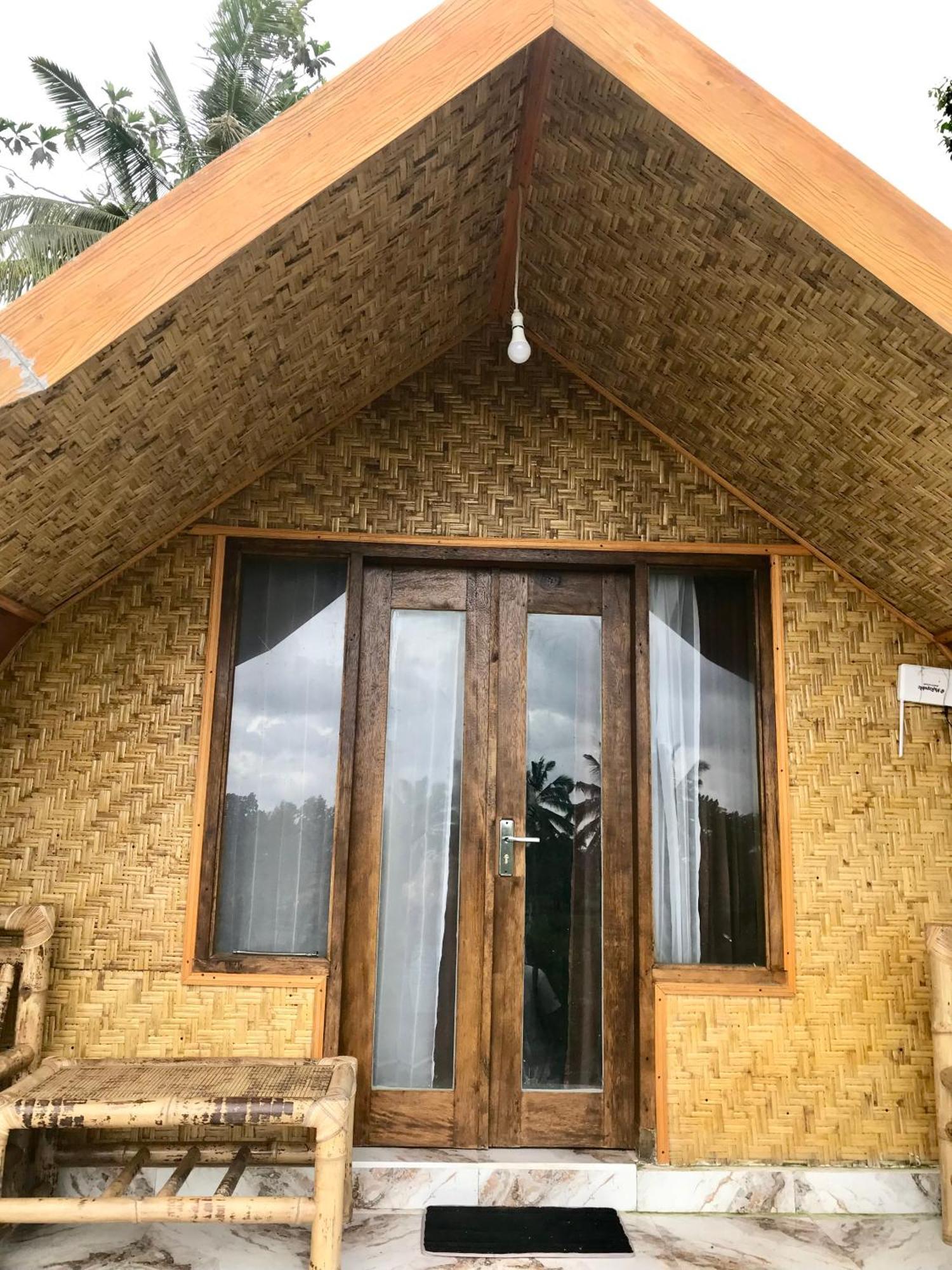 Bello Bungalow Batukliang エクステリア 写真