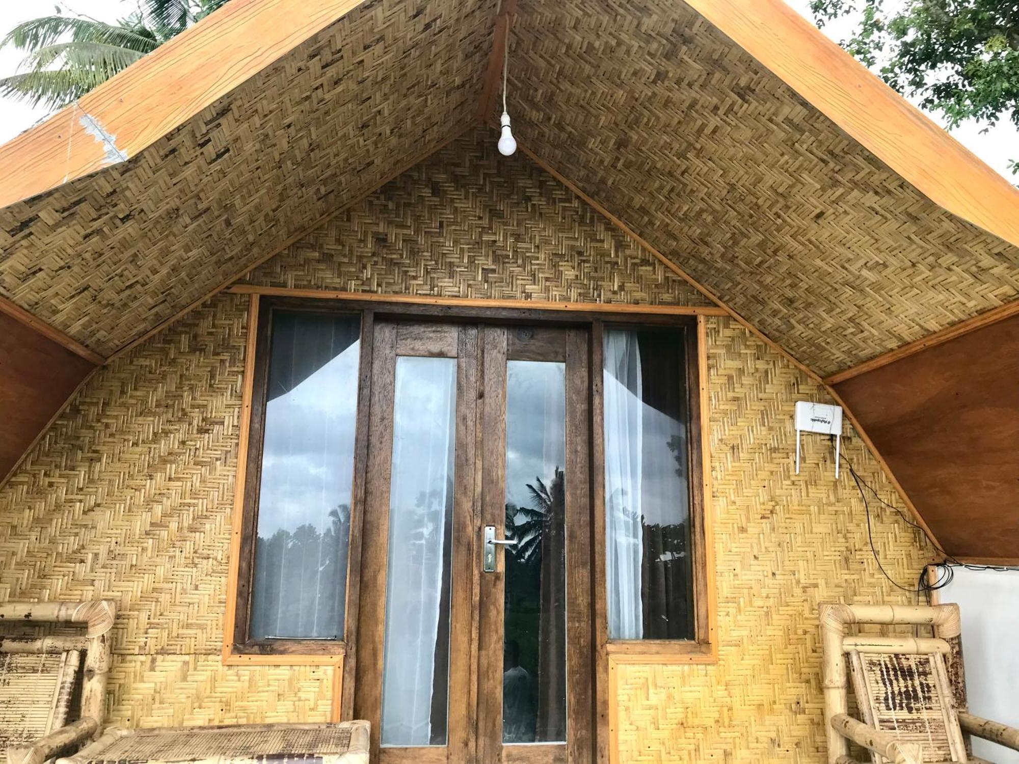 Bello Bungalow Batukliang エクステリア 写真